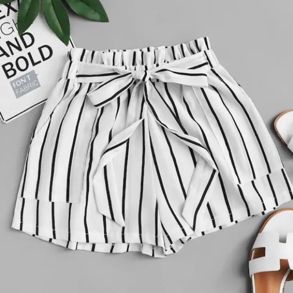 *HOST PICK* 4/24⭐️Ruffle tie shorts. High-waisted